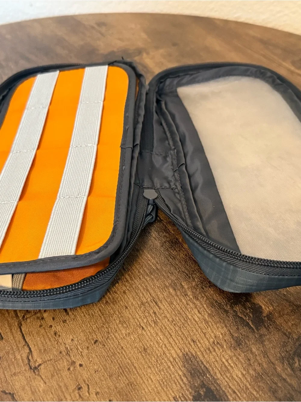 Lowepro tech organizer